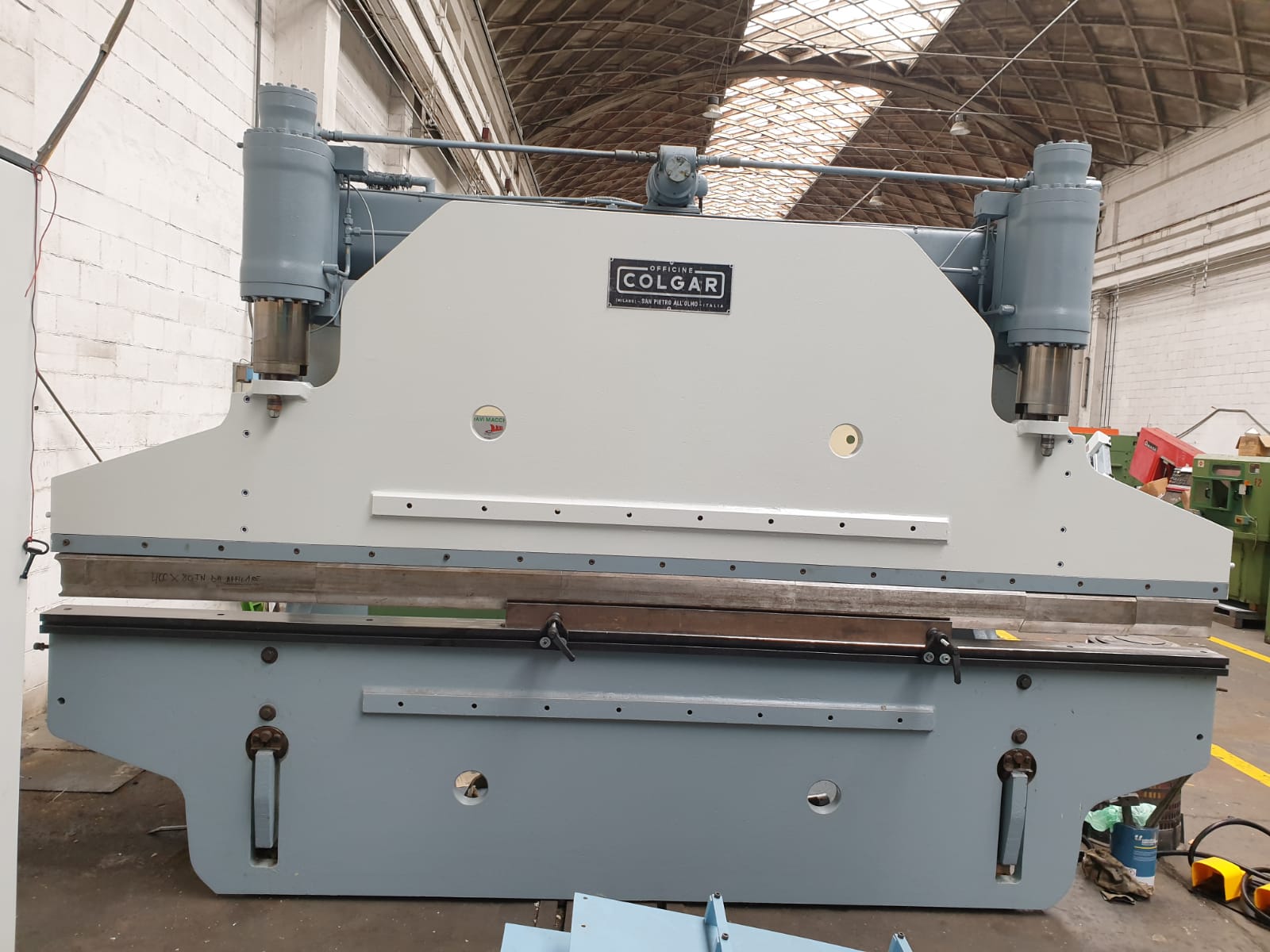 COLGAR 4000X100 TON. 